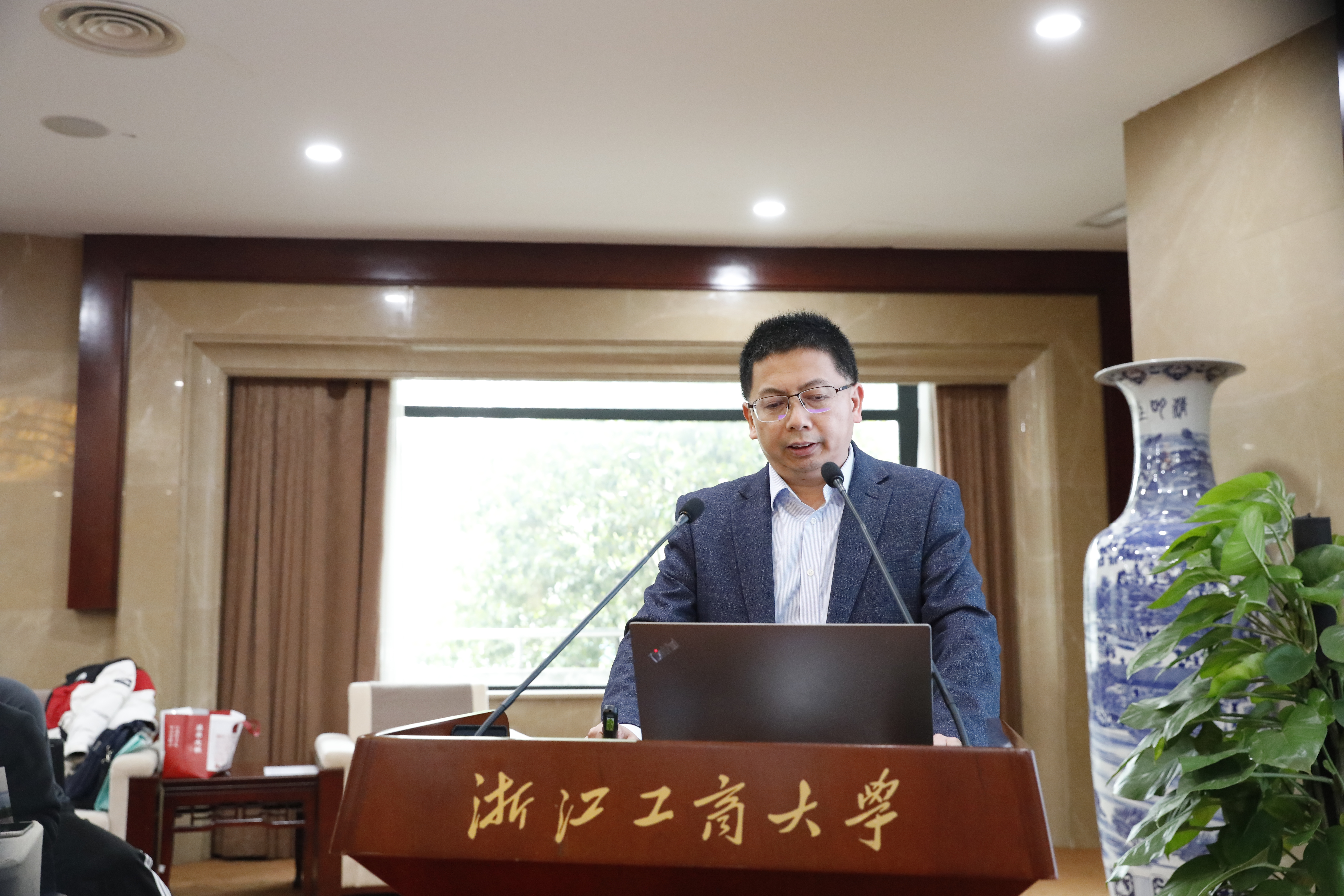 程开明.JPG 程开明.JPG