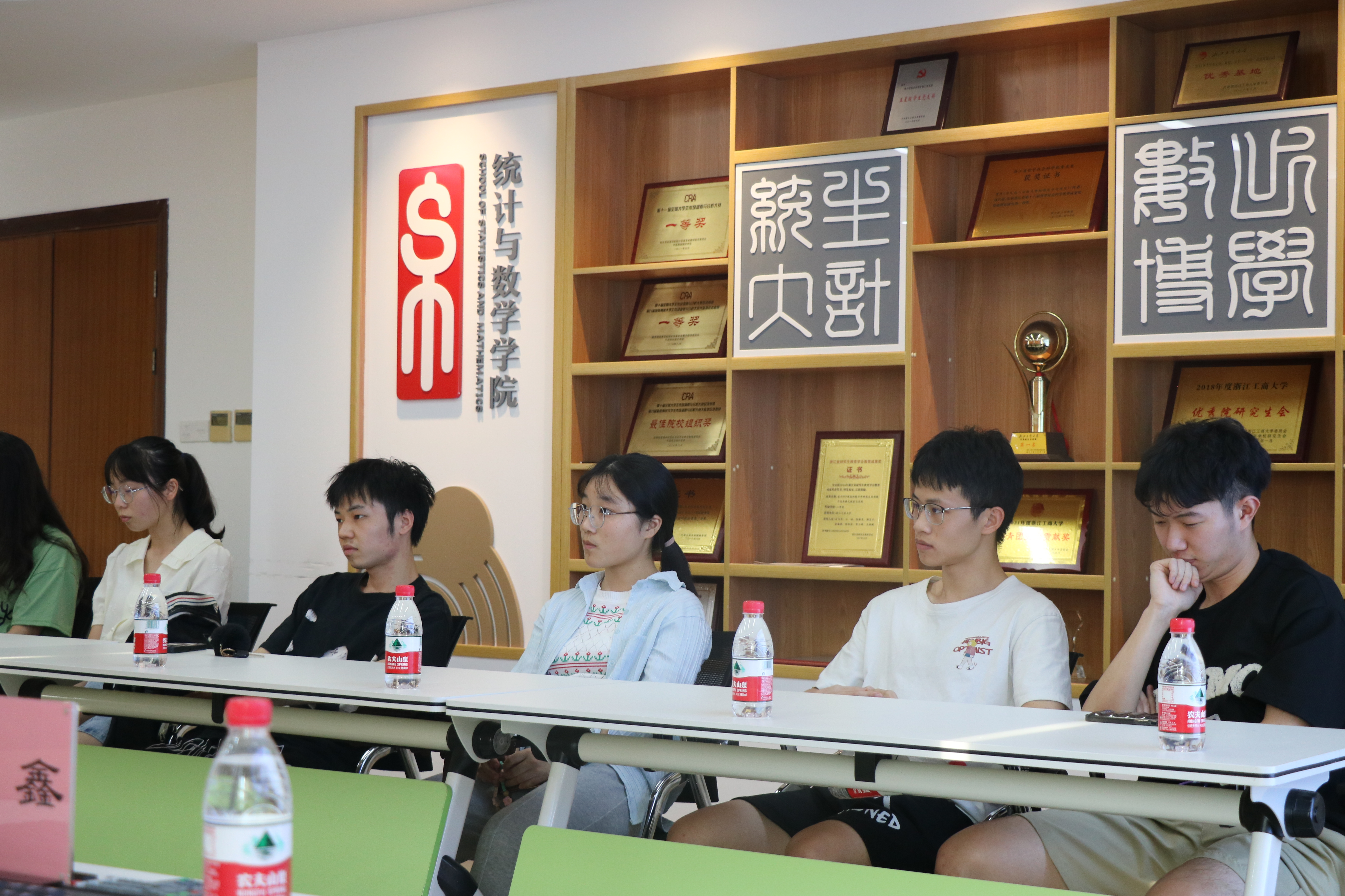 IMG_0597.JPG IMG_0597.JPG